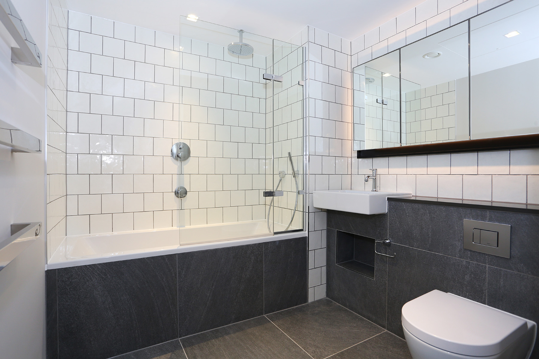 image for Queens-Wharf-35_ensuite_low